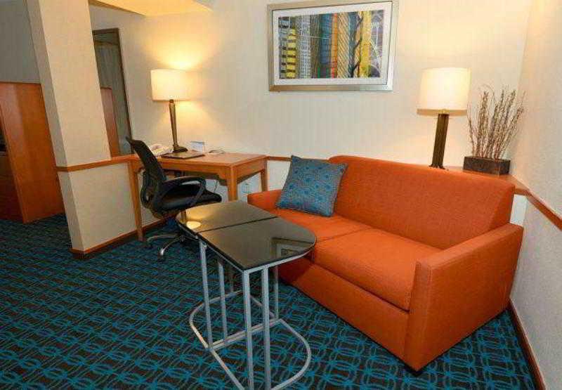 Hotel Fairfield By Marriott Walton Beach-eglin Afb 3*