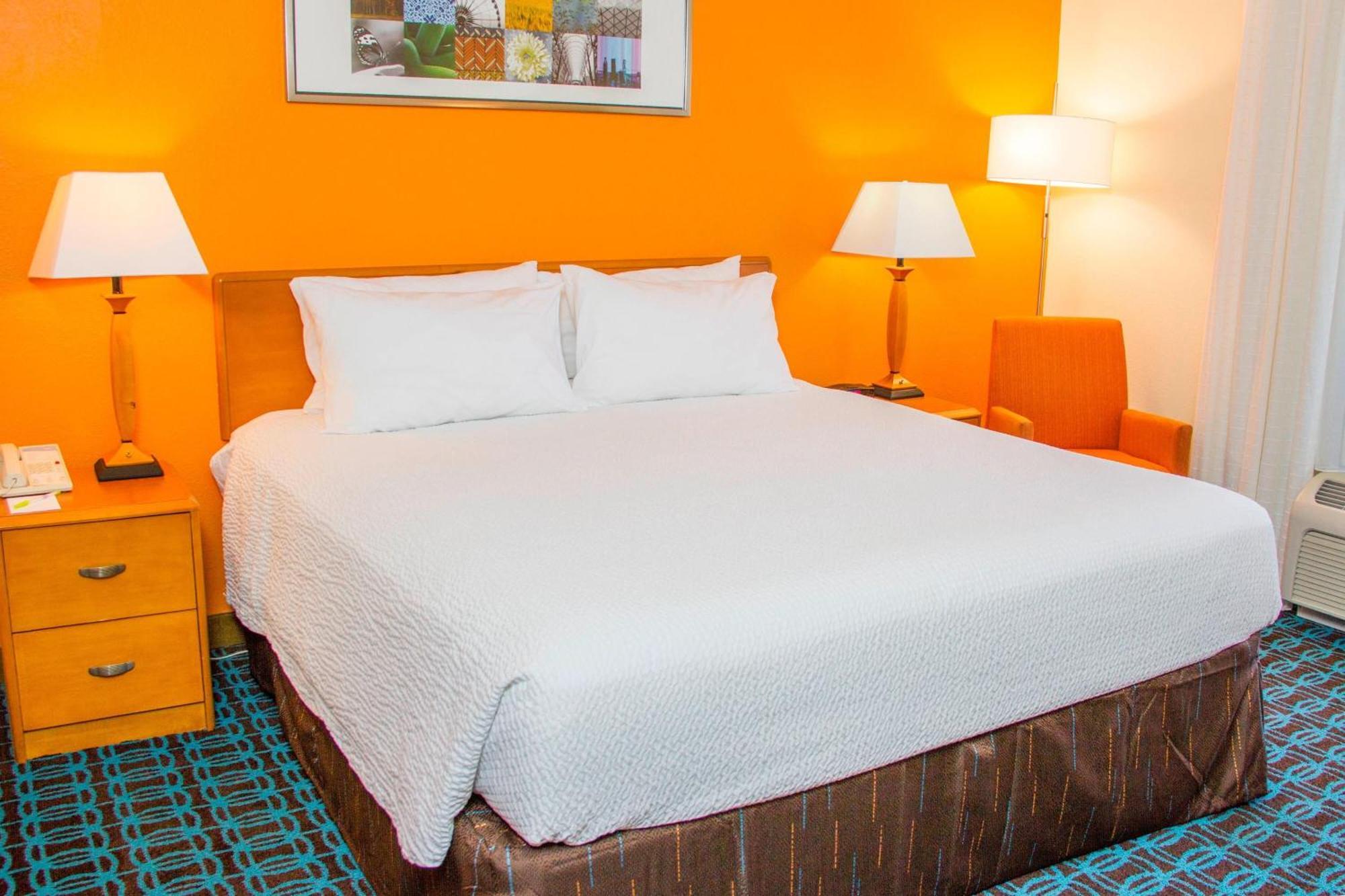 Fairfield By Marriott Walton Beach-eglin Afb 3*